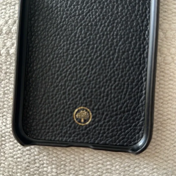 De Beers original brand new leather cell phone accessory case iphone XR / 11